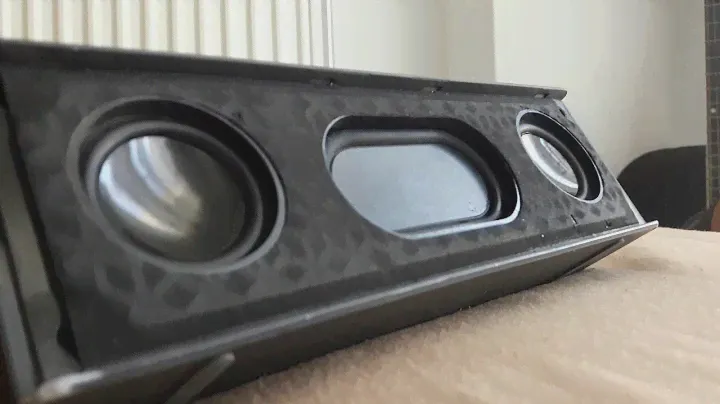 Creative MUVO  mini bass test#2 (camera flex